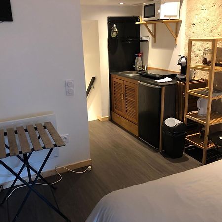 Le Studio Apartment Canteleu Ngoại thất bức ảnh