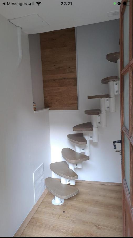 Le Studio Apartment Canteleu Ngoại thất bức ảnh